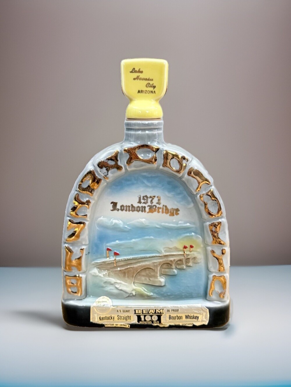 Vintage 1971 Jim Beam Decanter London Bridge Lake Havasu Bottle Empty 10"T